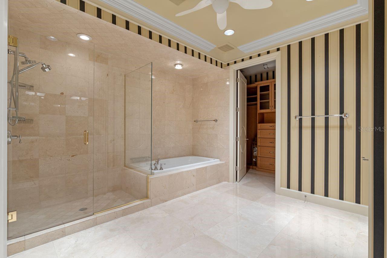 SANCTUARY DOWNTOWN CONDO - Residential