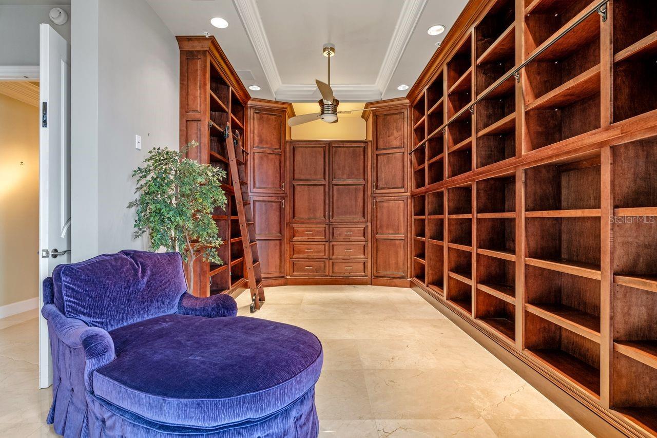 SANCTUARY DOWNTOWN CONDO - Residential
