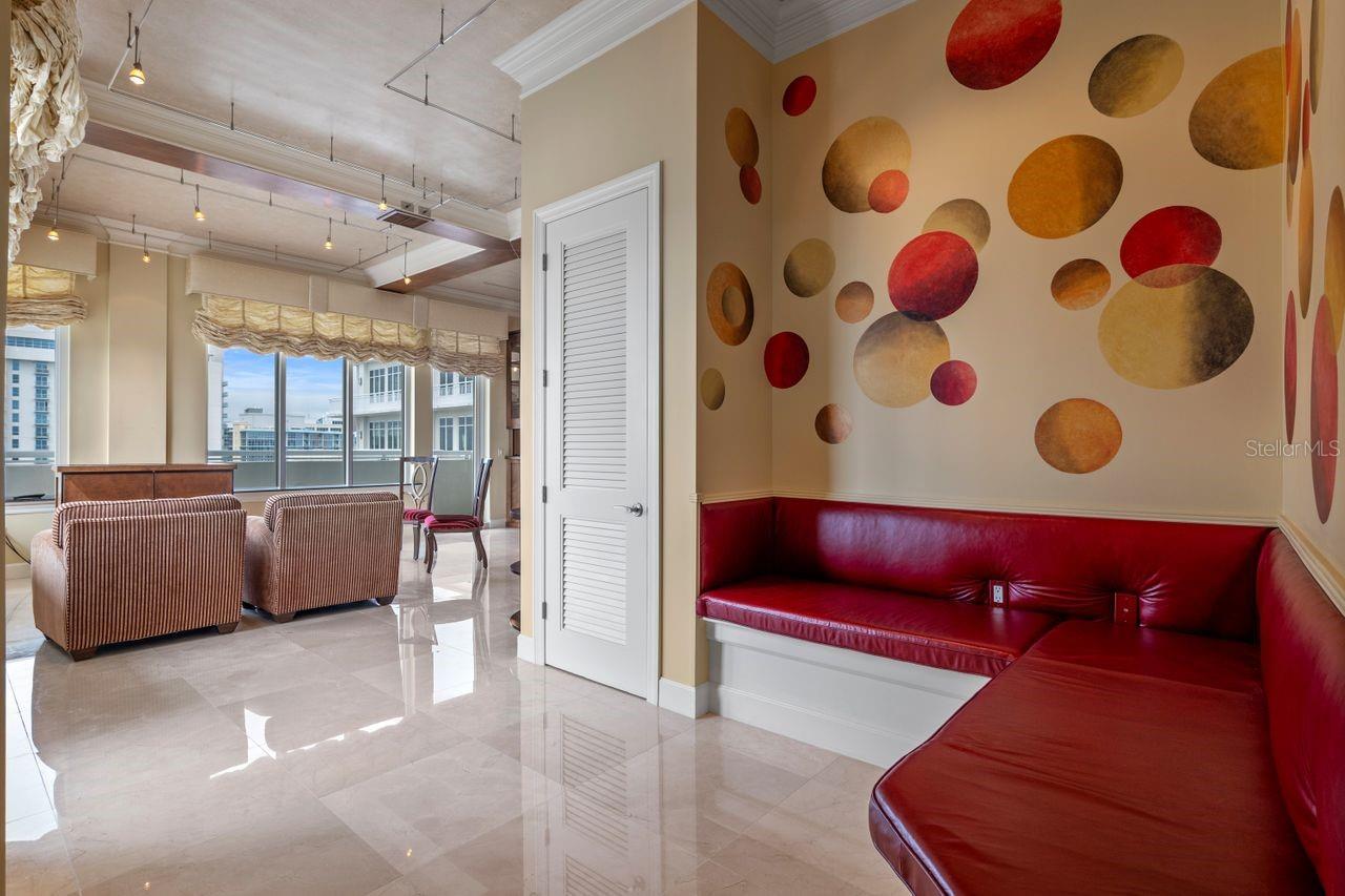 SANCTUARY DOWNTOWN CONDO - Residential