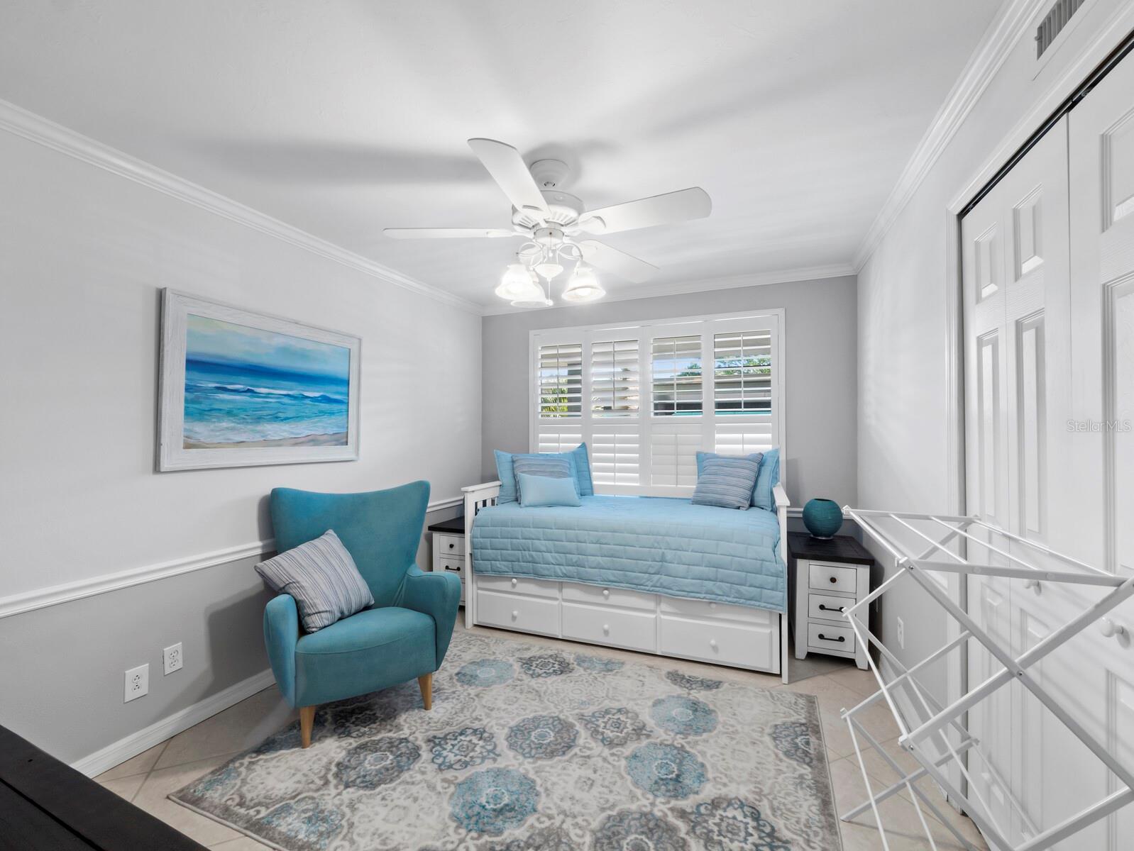 LONGBOAT HARBOUR - Residential