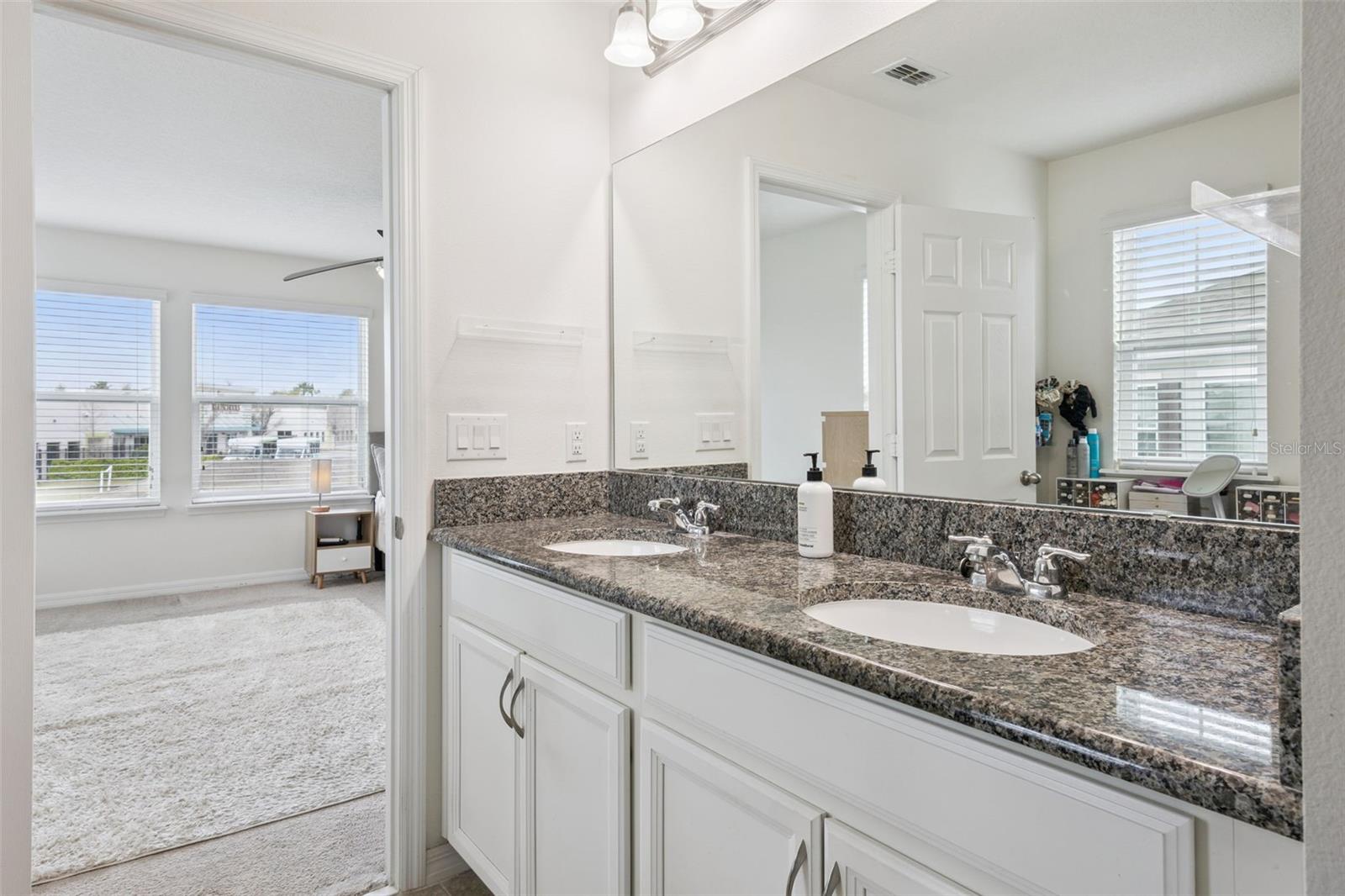 SUMMERLAKE - Residential