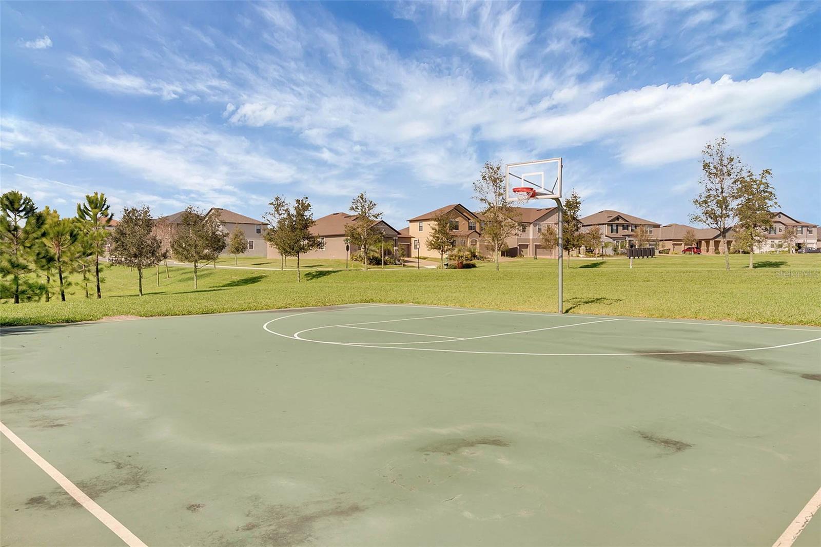 SUMMERLAKE - Residential