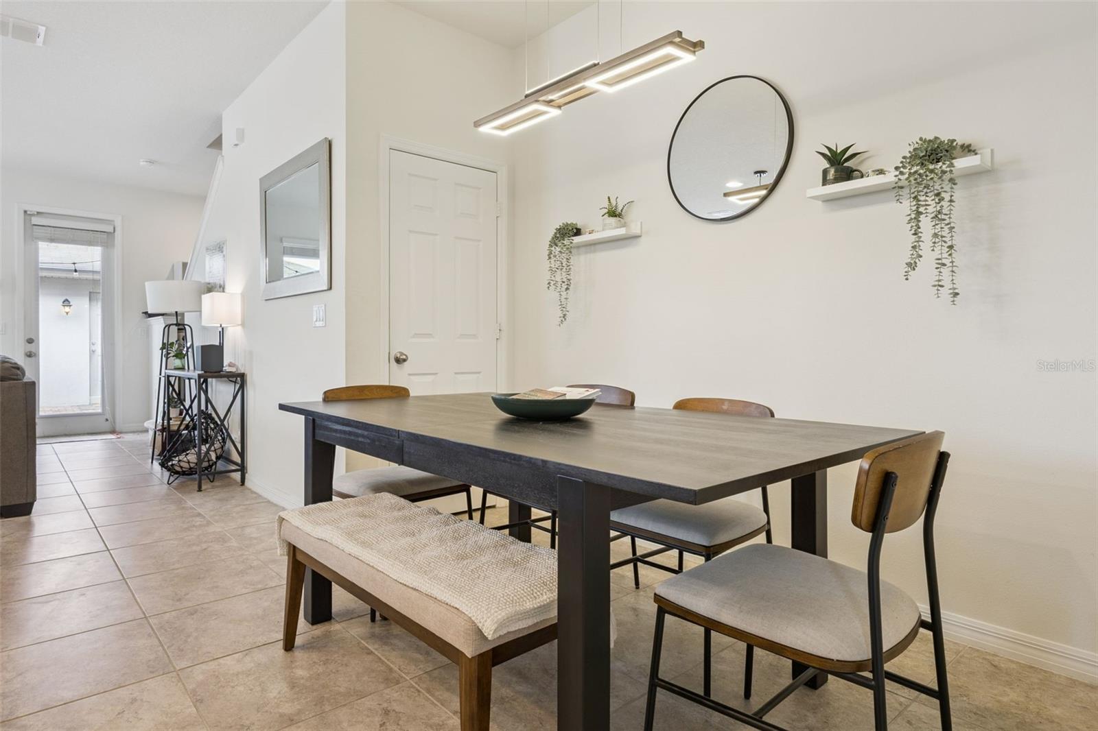 SUMMERLAKE - Residential