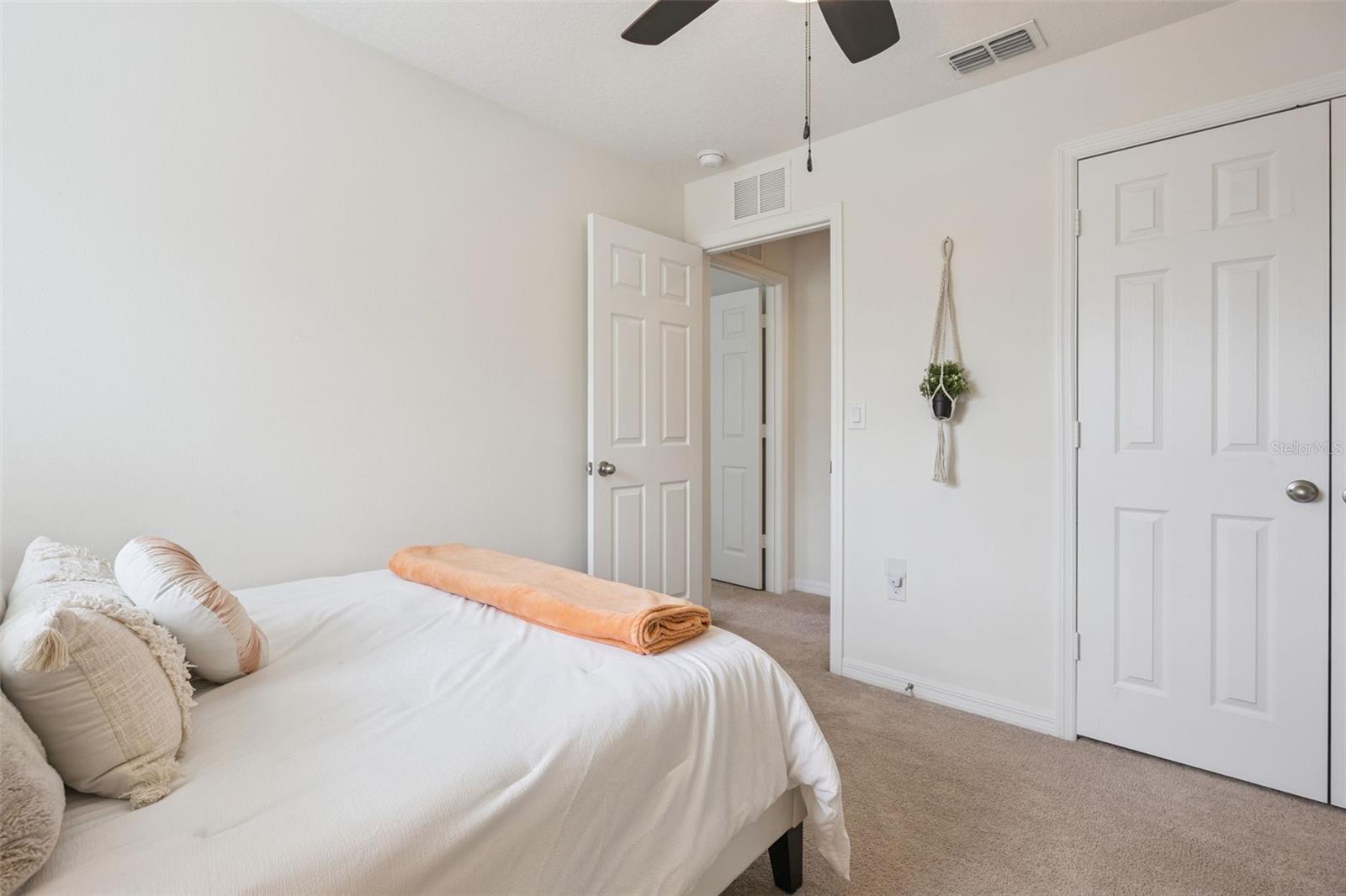 SUMMERLAKE - Residential