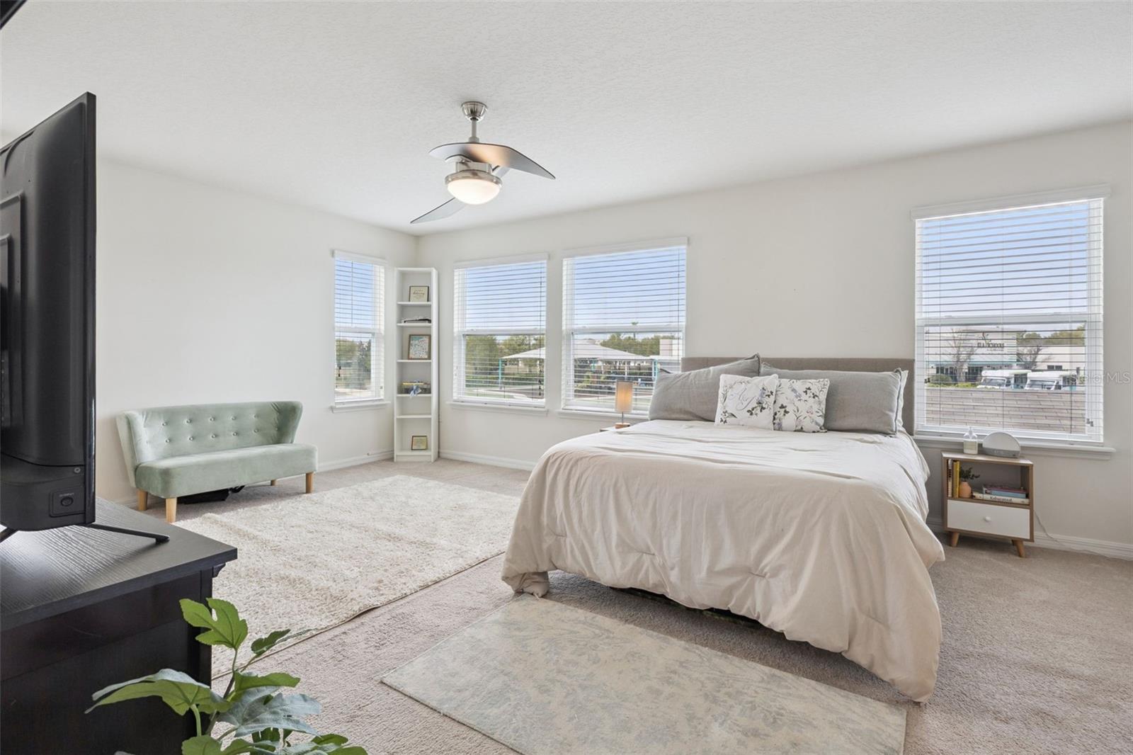 SUMMERLAKE - Residential