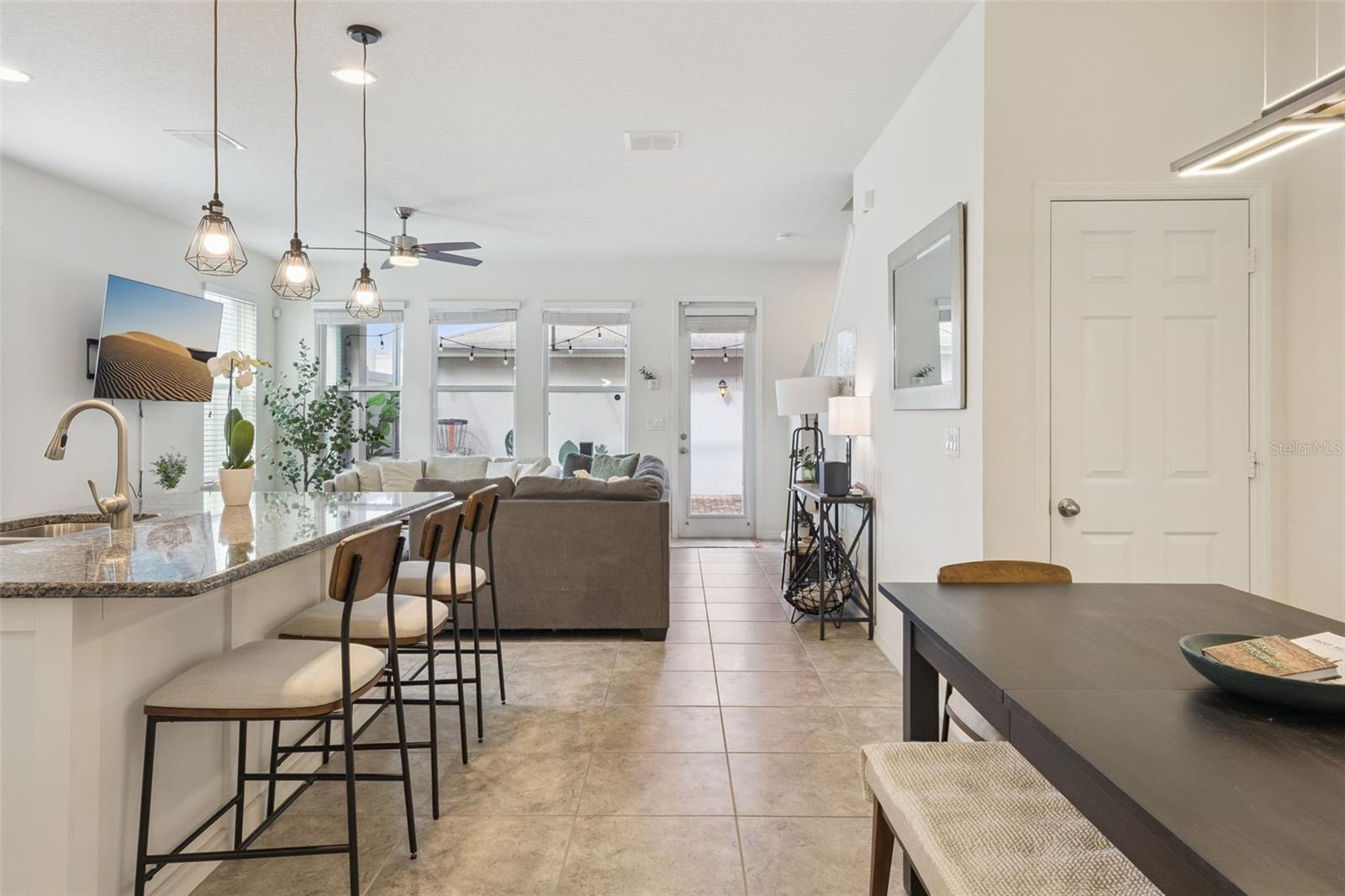 SUMMERLAKE - Residential