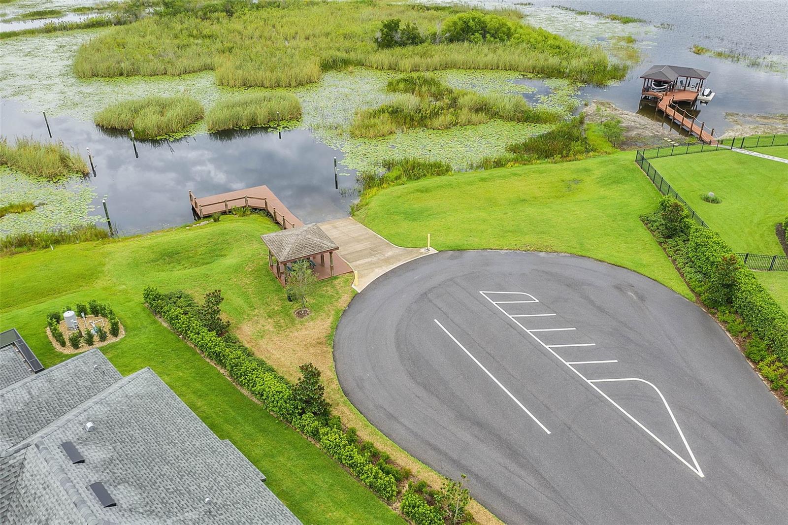 SUMMERLAKE - Residential