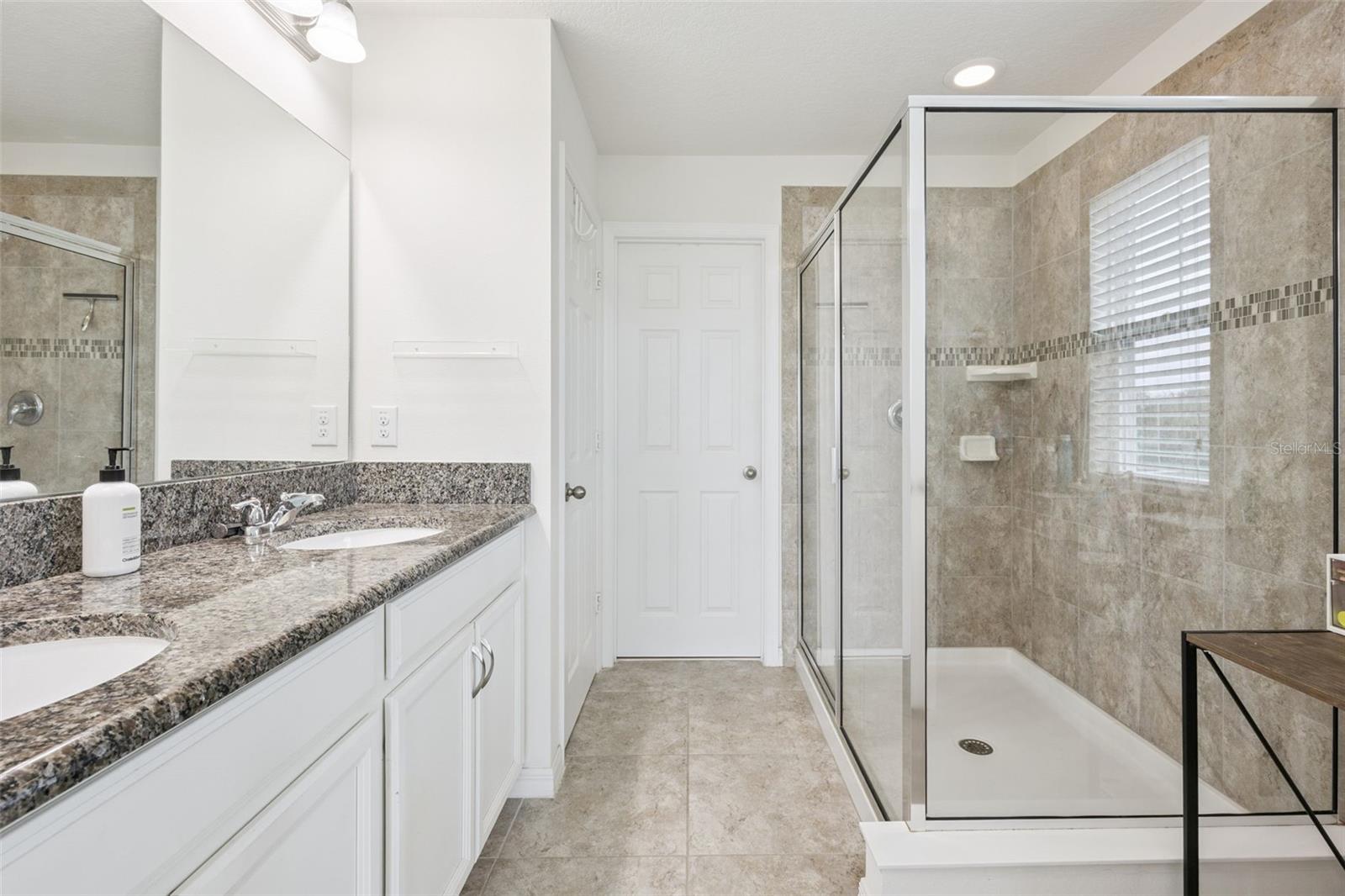 SUMMERLAKE - Residential