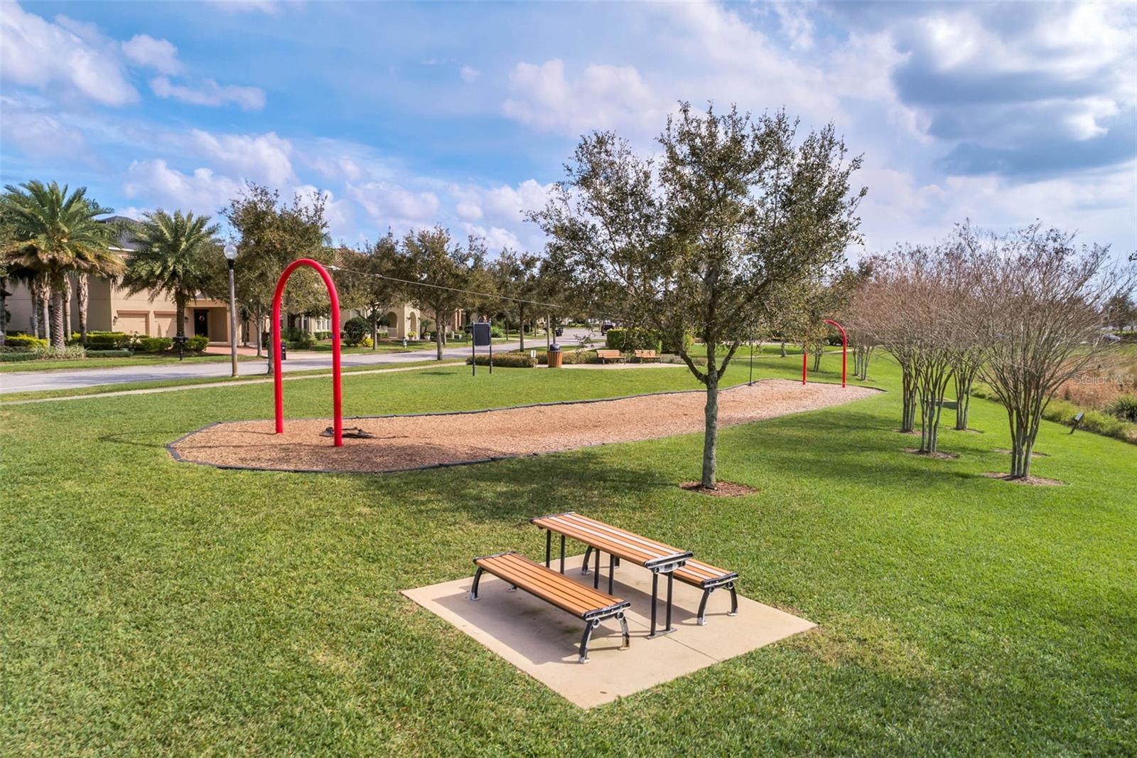 SUMMERLAKE - Residential