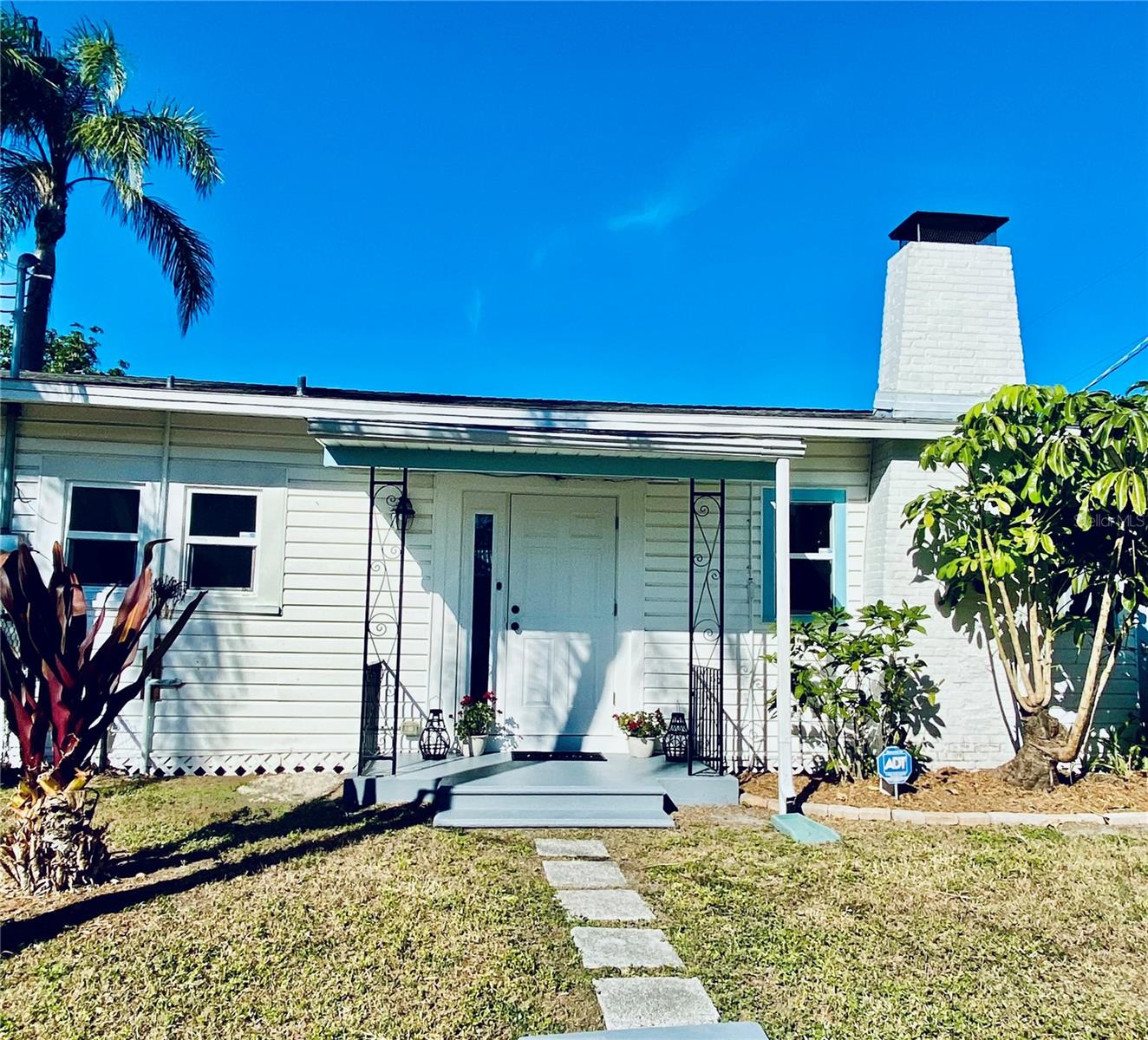 222 27TH STREET W