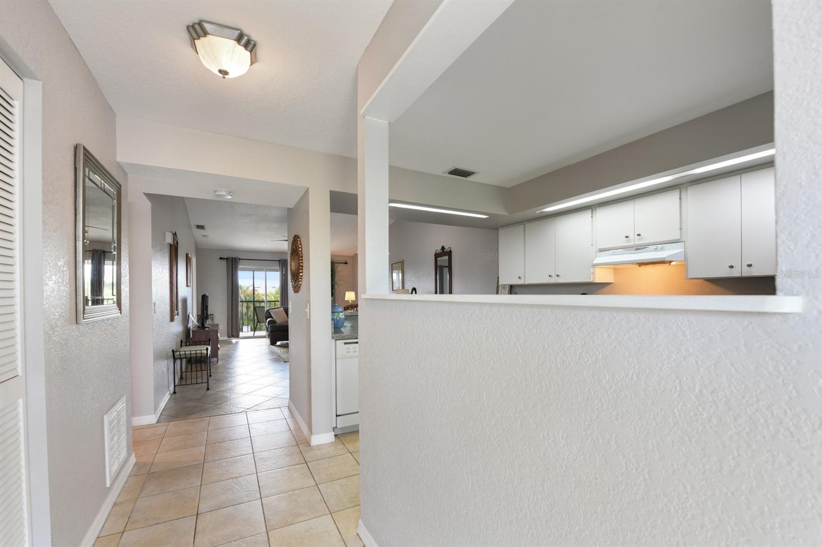 449 ROYAL POINCIANA 221