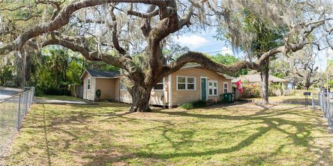A home in TAMPA