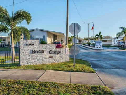 A home in LARGO