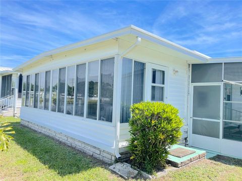 A home in LARGO