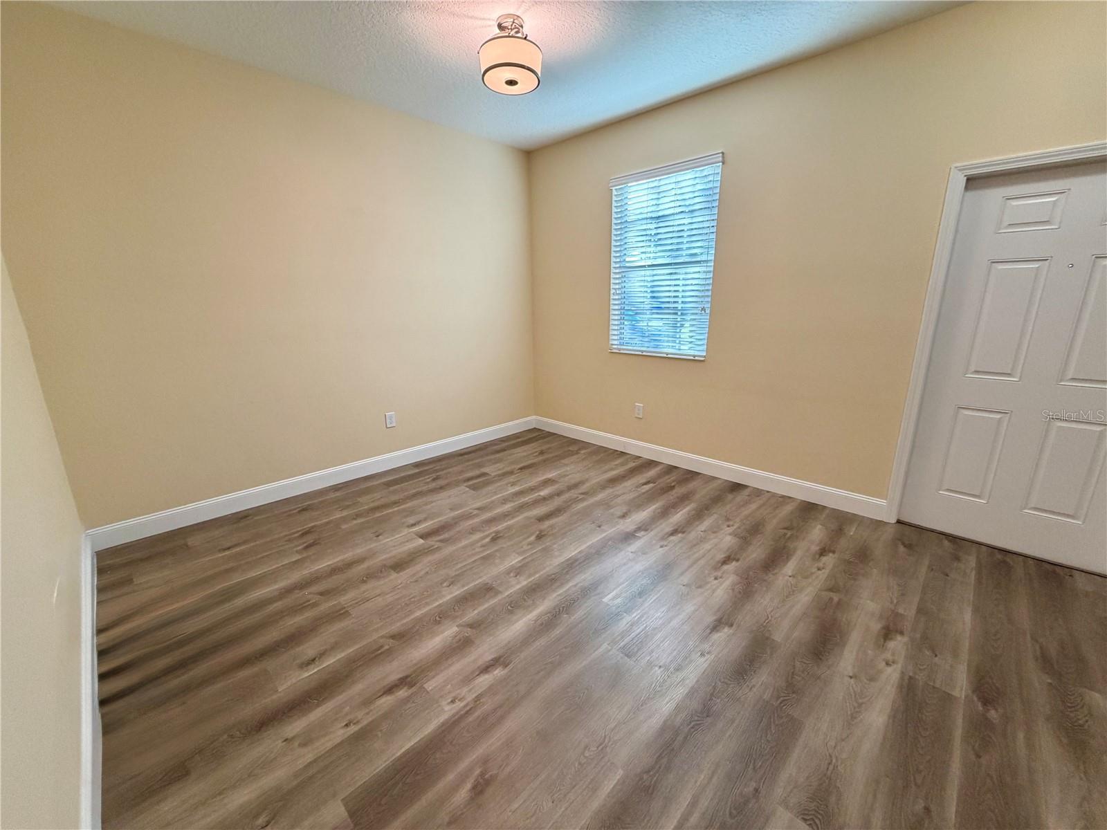 SIGNATURE LAKES PH 3B-6 - Residential