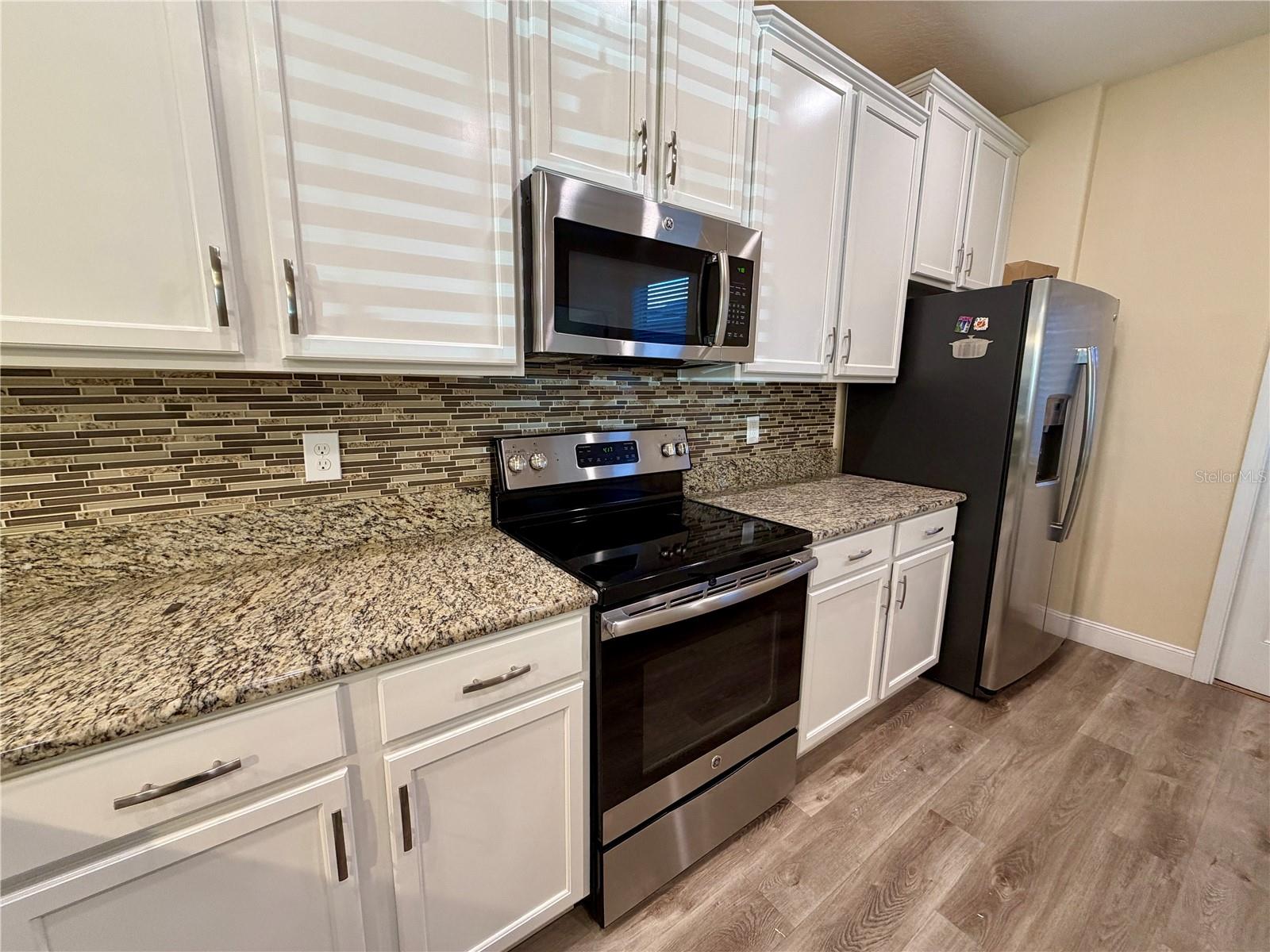 SIGNATURE LAKES PH 3B-6 - Residential