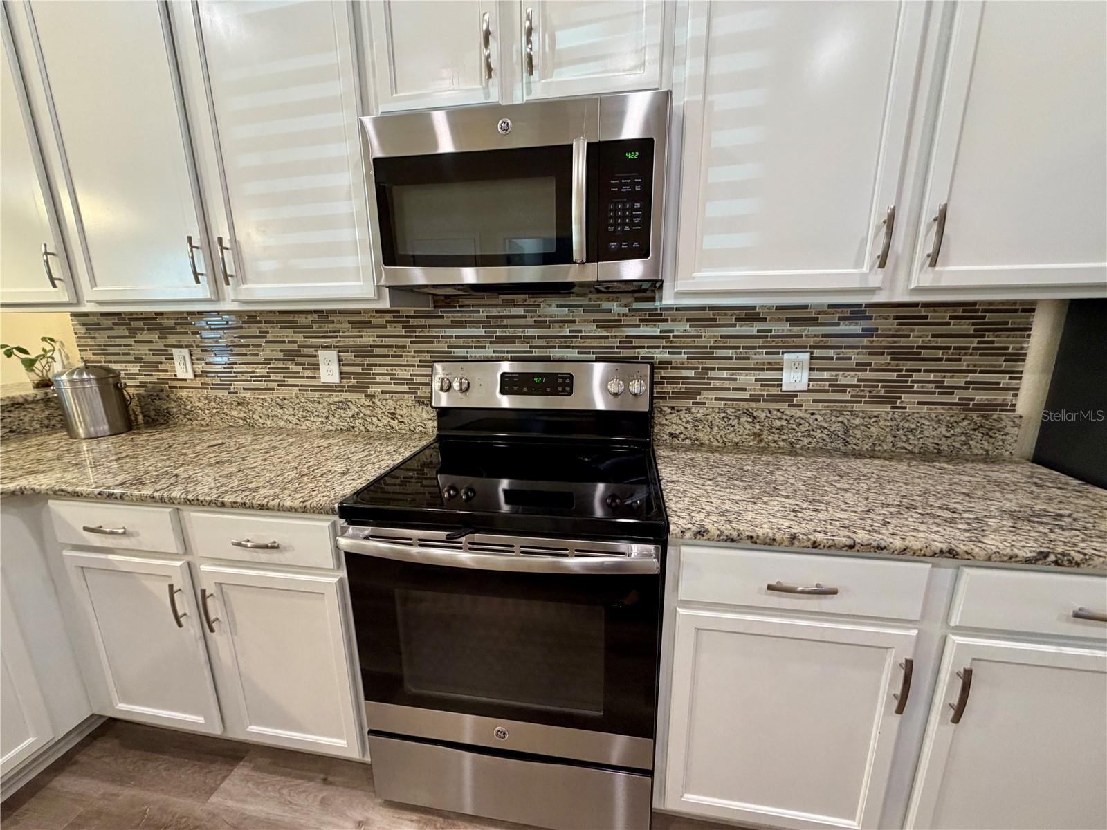 SIGNATURE LAKES PH 3B-6 - Residential