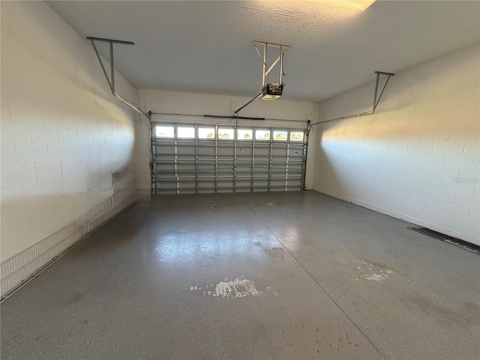 SIGNATURE LAKES PH 3B-6 - Residential