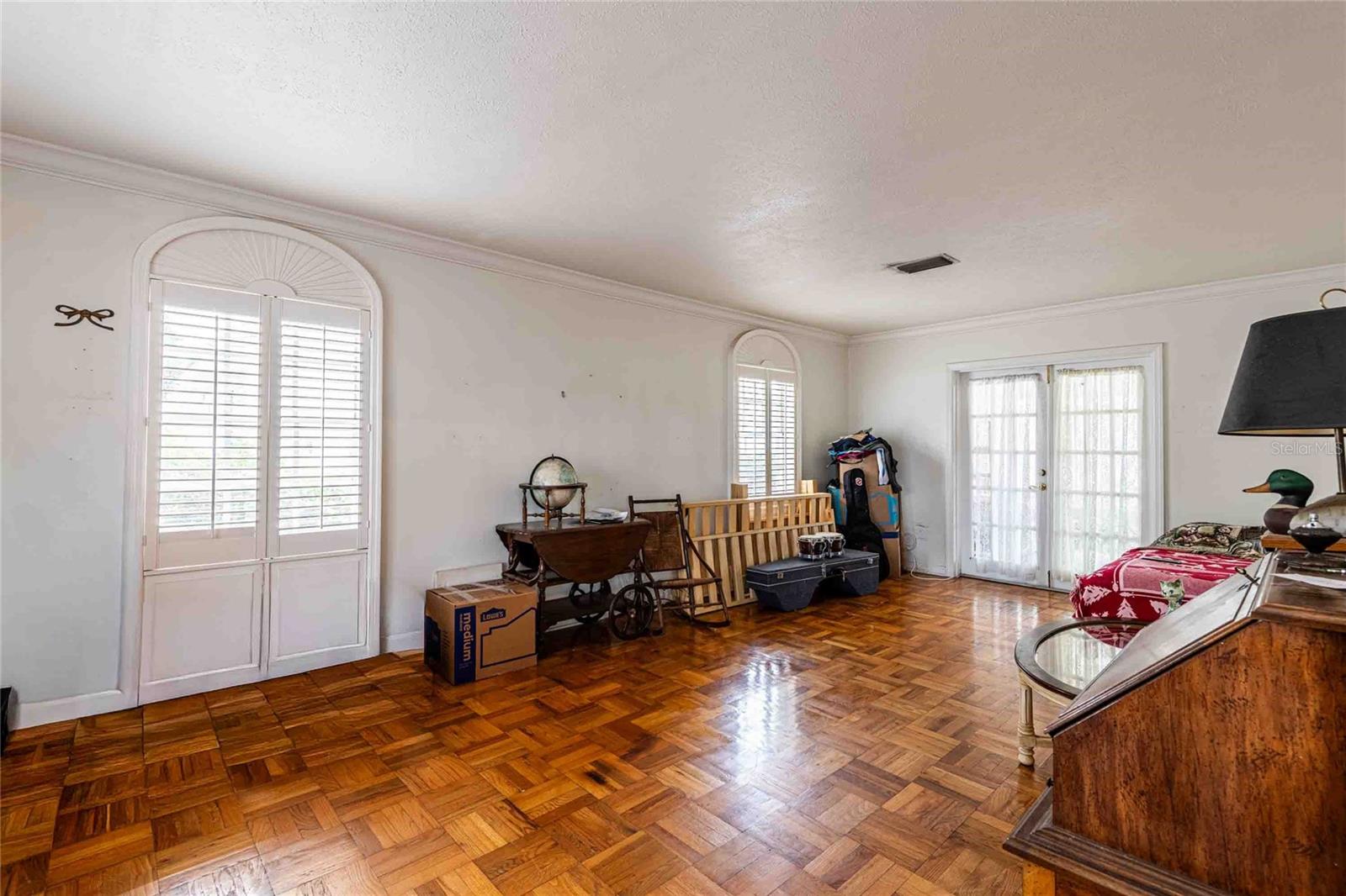 A L BACKS SUB - Residential