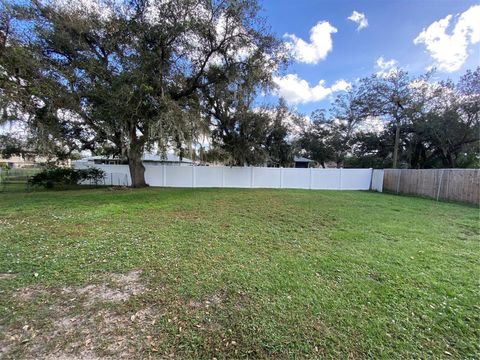 A home in PORT CHARLOTTE