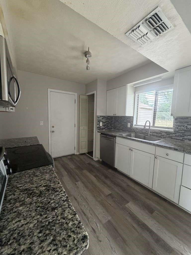 DELTONA LAKES UNIT 13 - Residential
