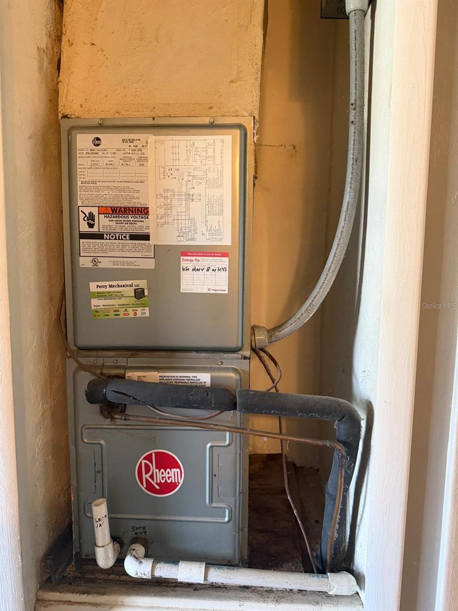 DELTONA LAKES UNIT 13 - Residential
