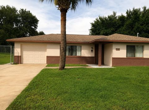 Photo of 1057 Fort Smith Boulevard, Deltona, FL 32725 (MLS # O6407747)
