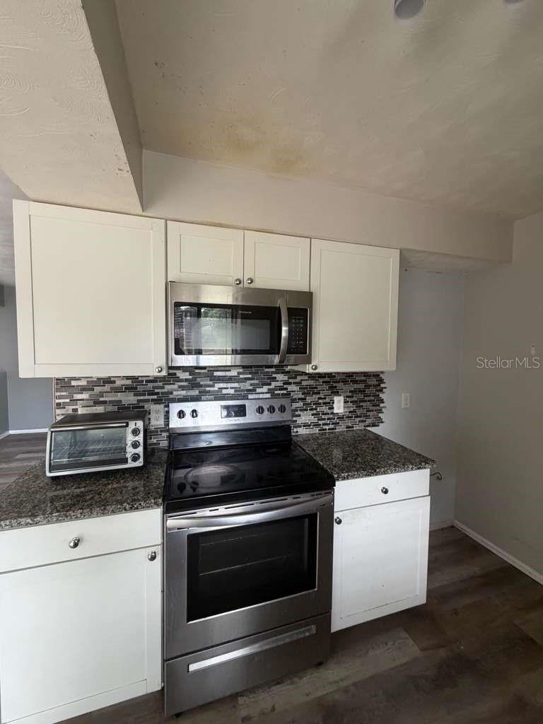 DELTONA LAKES UNIT 13 - Residential