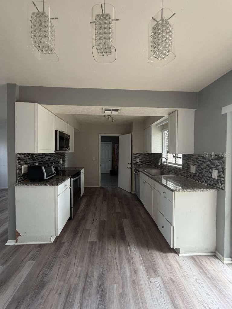 DELTONA LAKES UNIT 13 - Residential