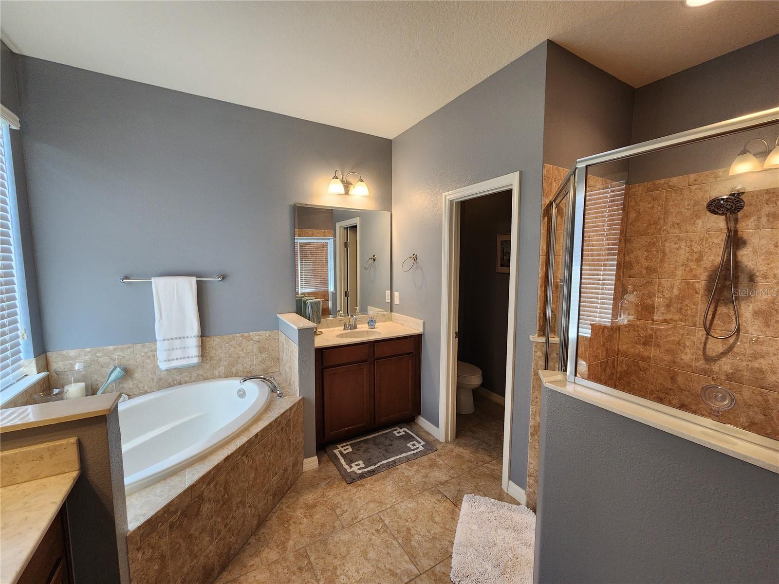 WIND MEADOWS - Residential