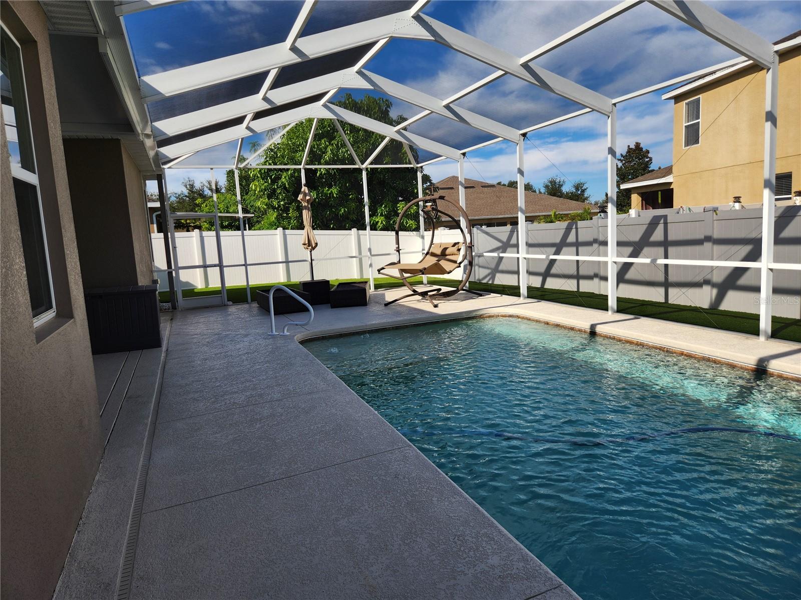 WIND MEADOWS - Residential