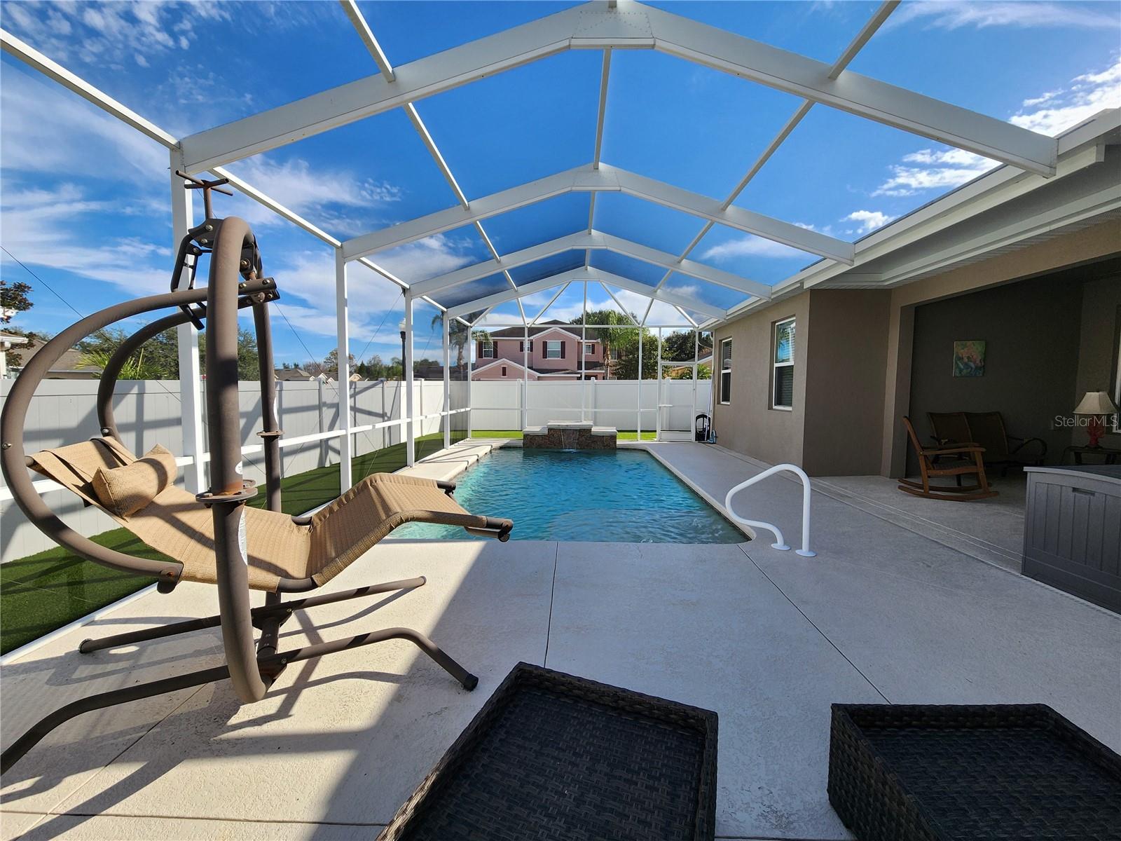 WIND MEADOWS - Residential