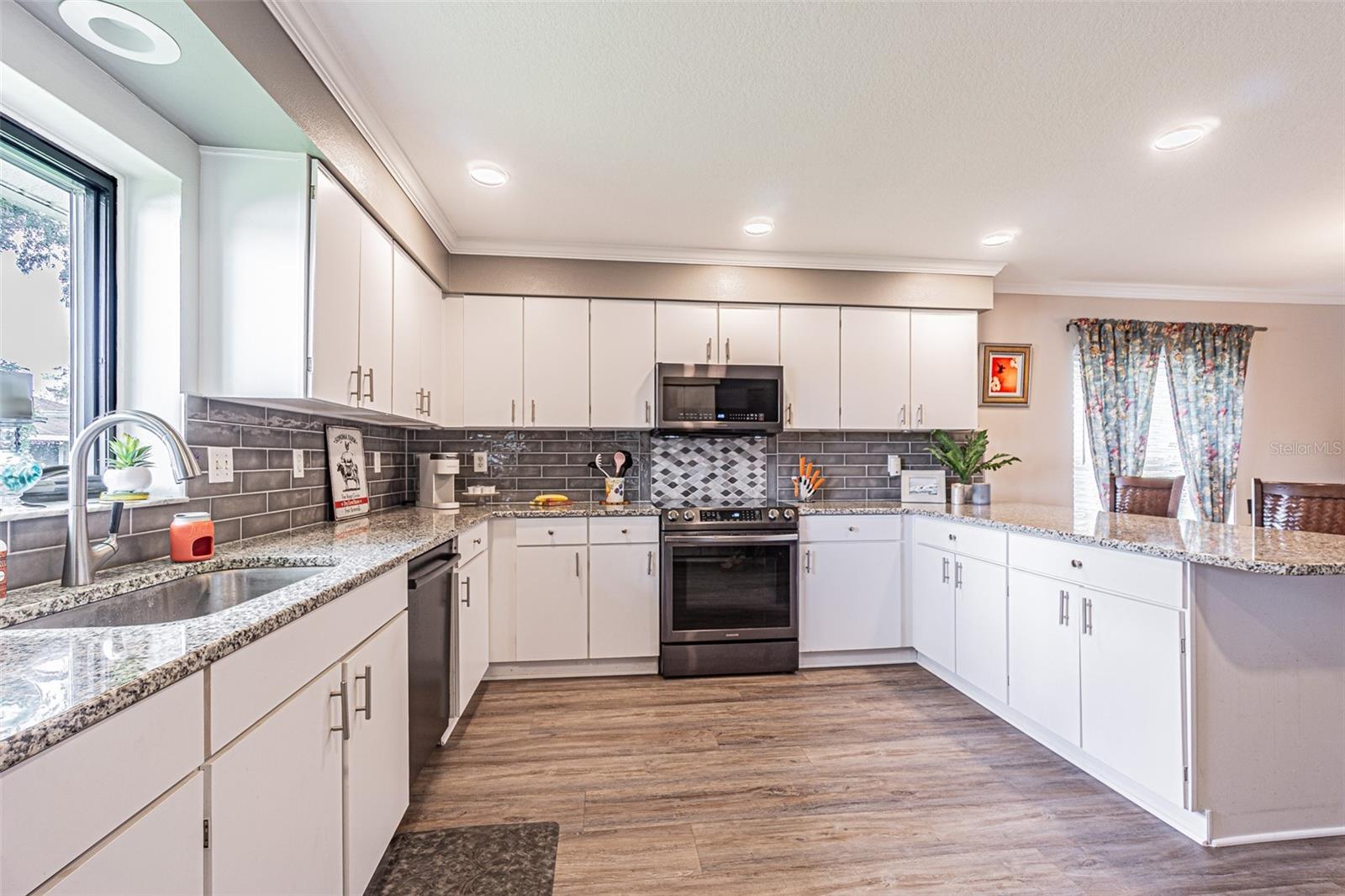 TAMPA BAY GOLF AND TENNIS CLUB - Residential