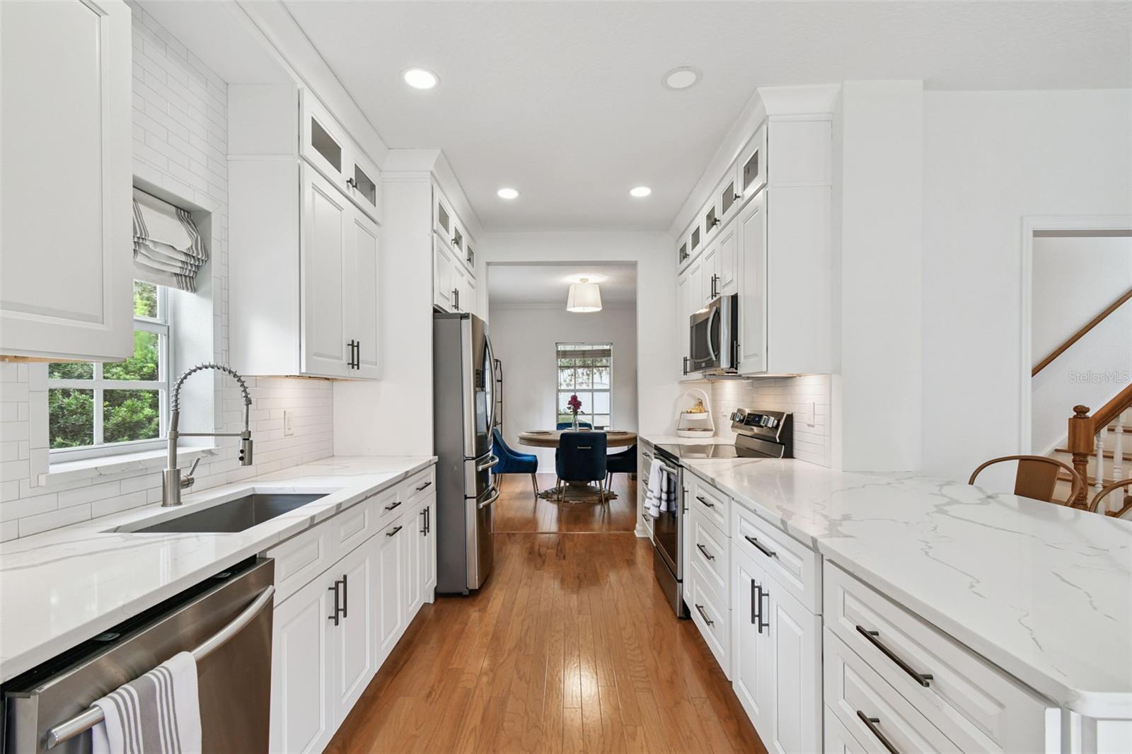 OAKELLARS - Residential
