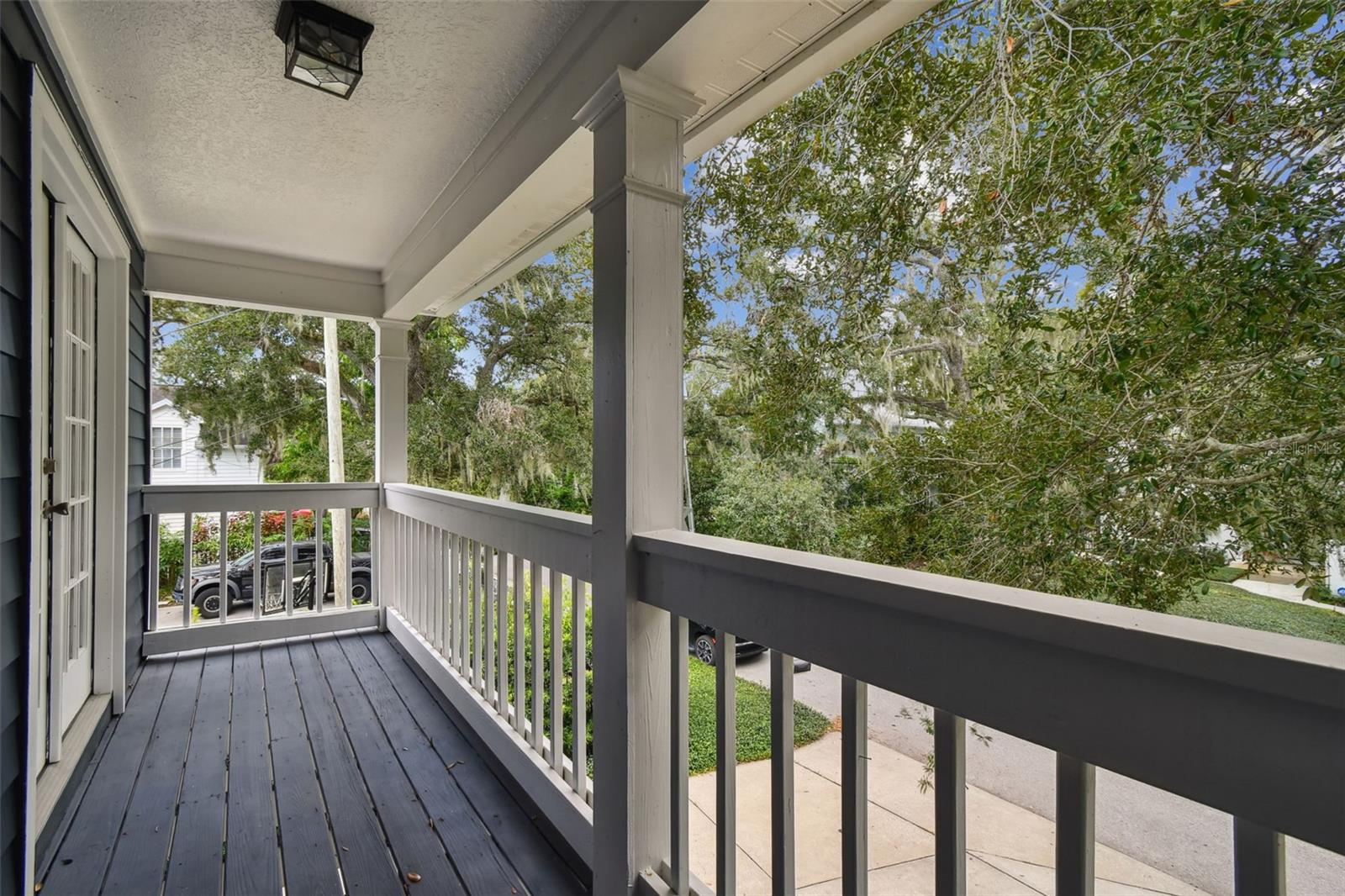 OAKELLARS - Residential