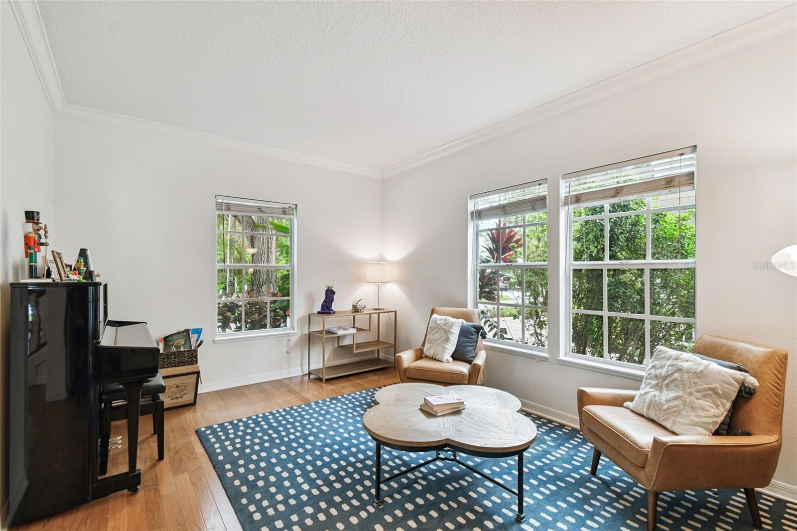 OAKELLARS - Residential