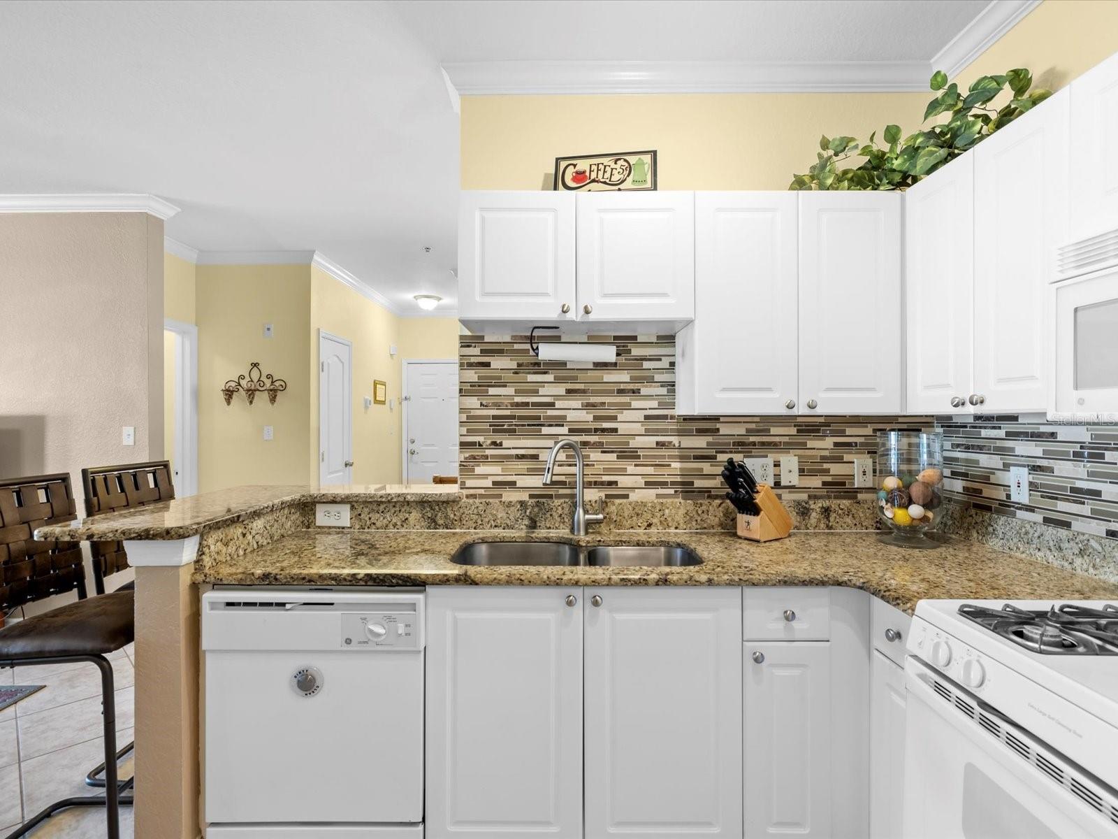 GRAND VENEZIA AT BAYWATCH CONDO - Residential