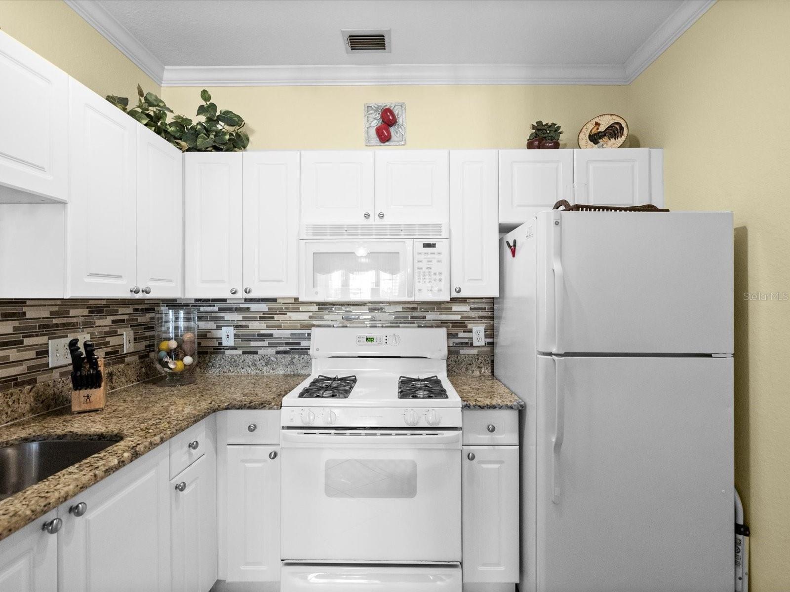 GRAND VENEZIA AT BAYWATCH CONDO - Residential