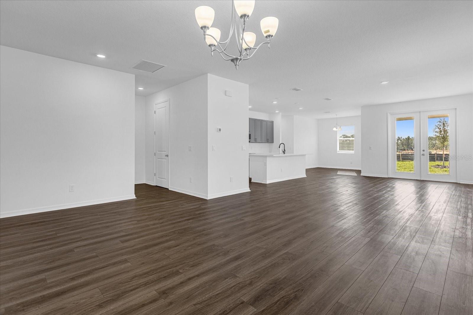 GLEN AT WEST HAVEN - Residential