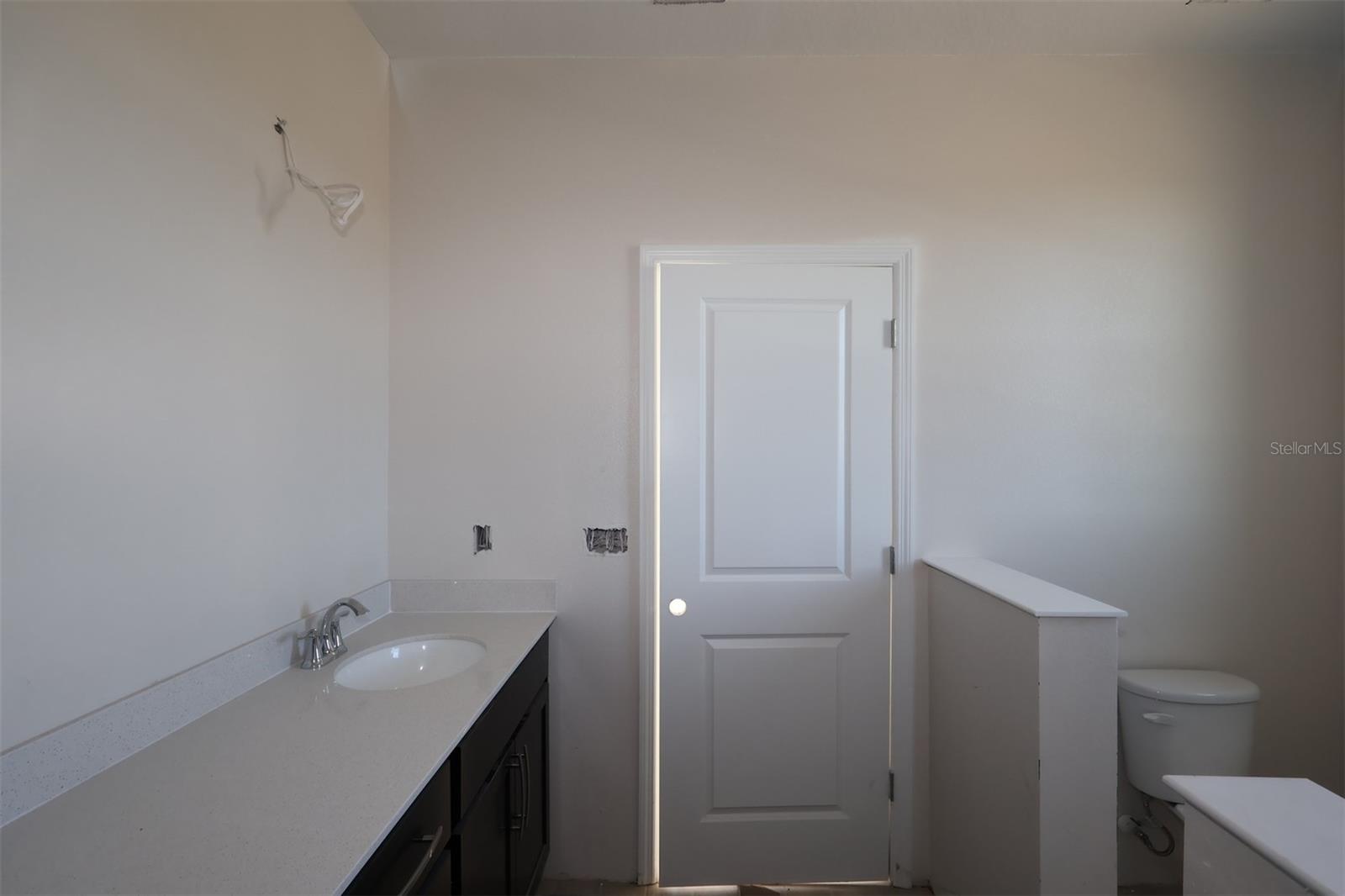 CENTER LAKE ON THE PARK - Residential