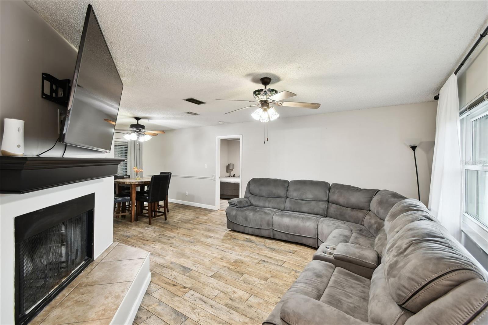 515 DEW DROP COVE