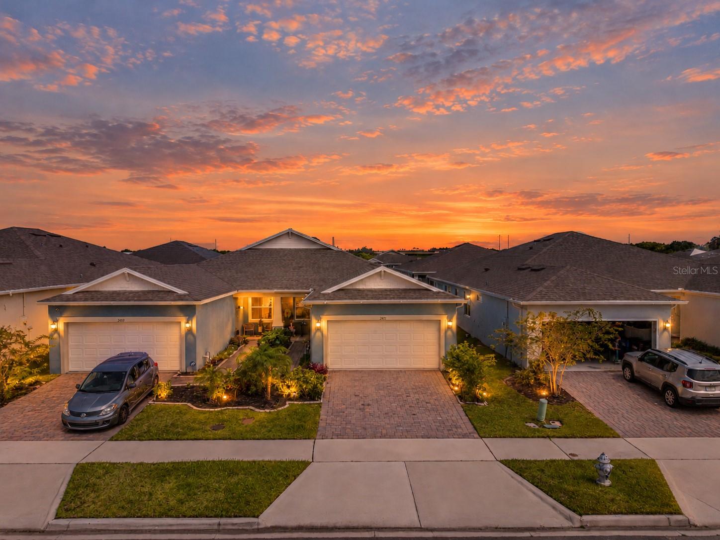 2711 SUMMER RETREAT LANE