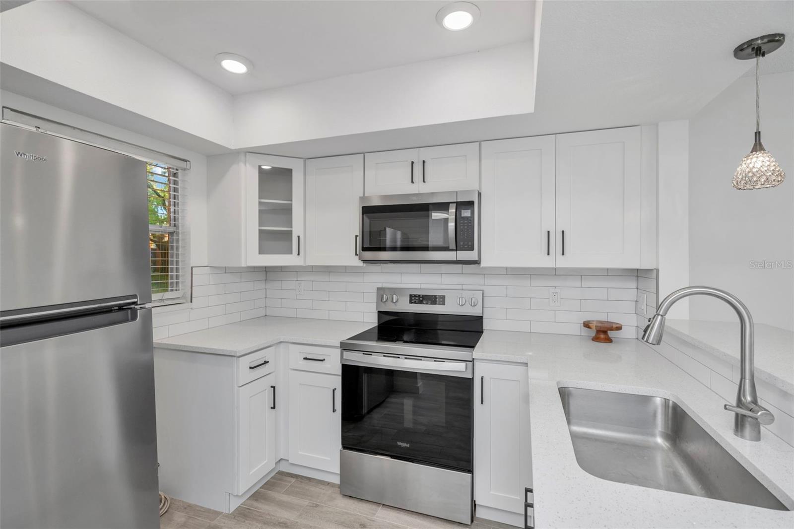 COVE SPGS CONDO - Residential