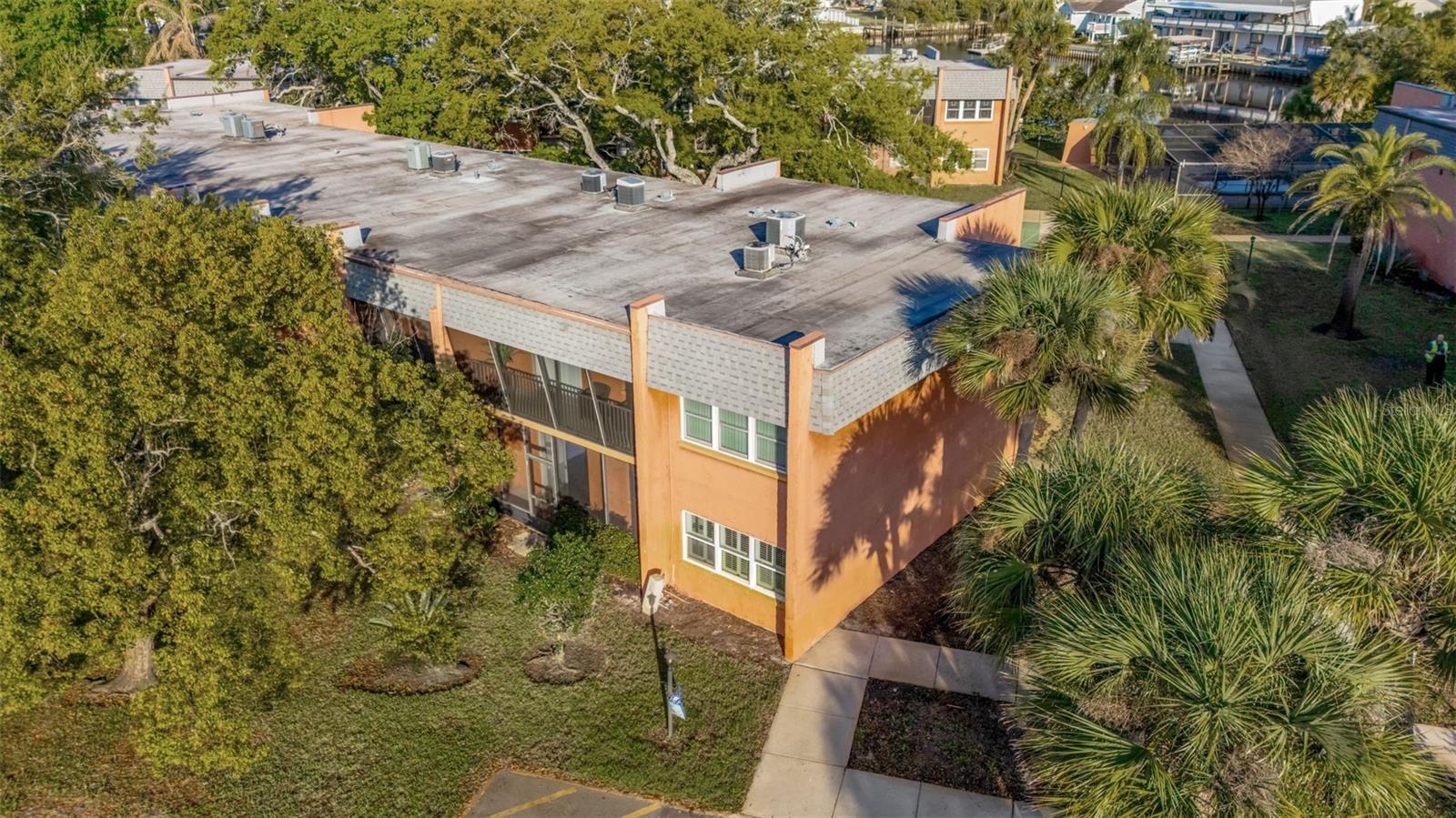 COVE SPGS CONDO - Residential