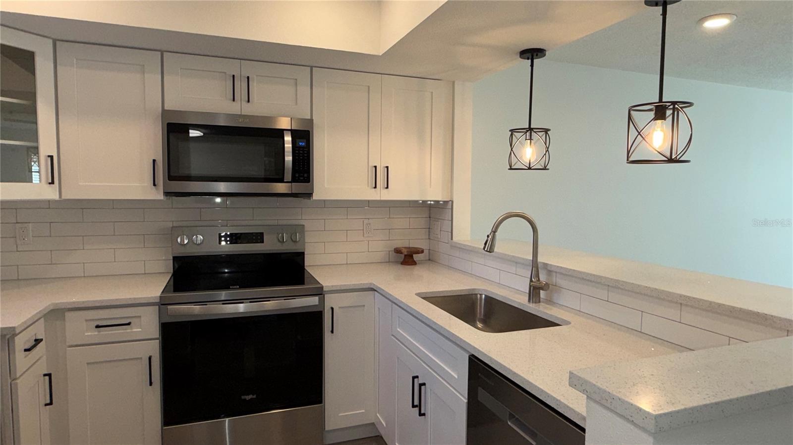 COVE SPGS CONDO - Residential