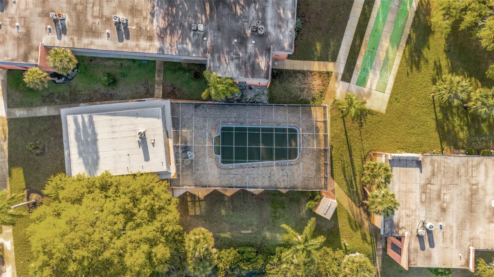 COVE SPGS CONDO - Residential