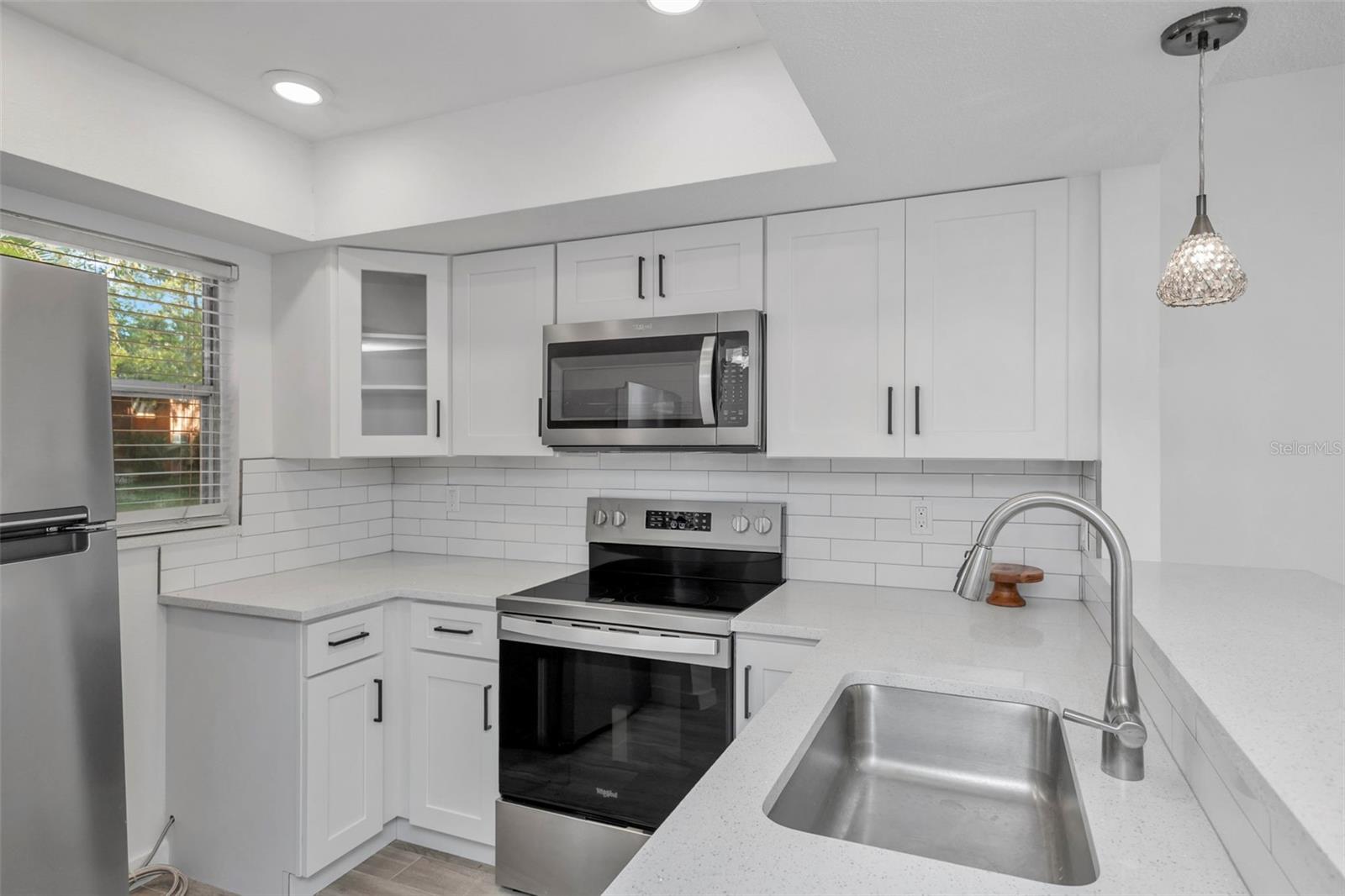 COVE SPGS CONDO - Residential