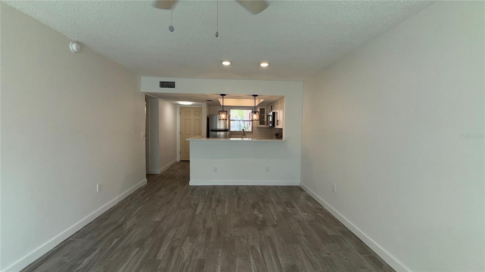 COVE SPGS CONDO - Residential