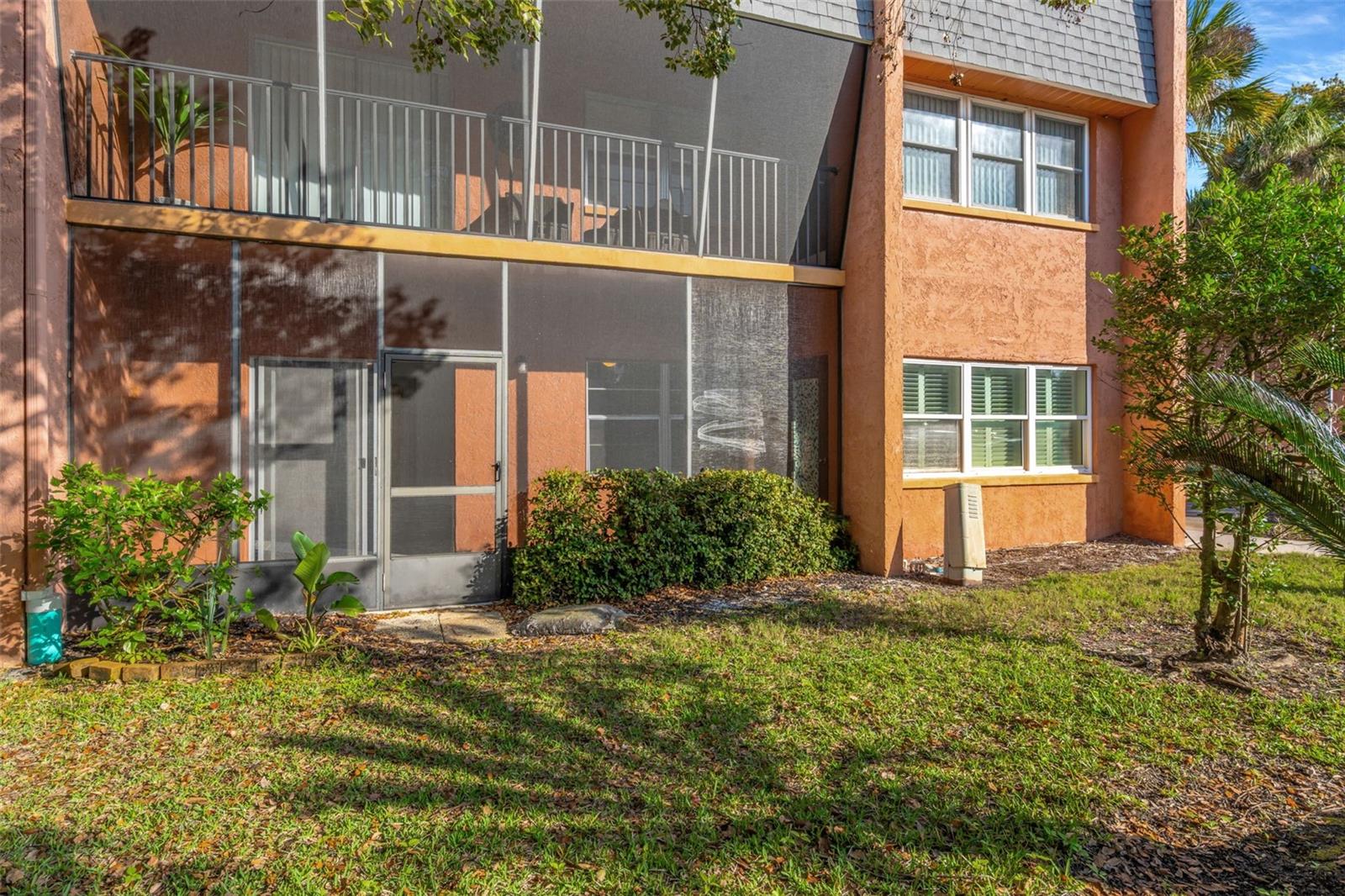 COVE SPGS CONDO - Residential