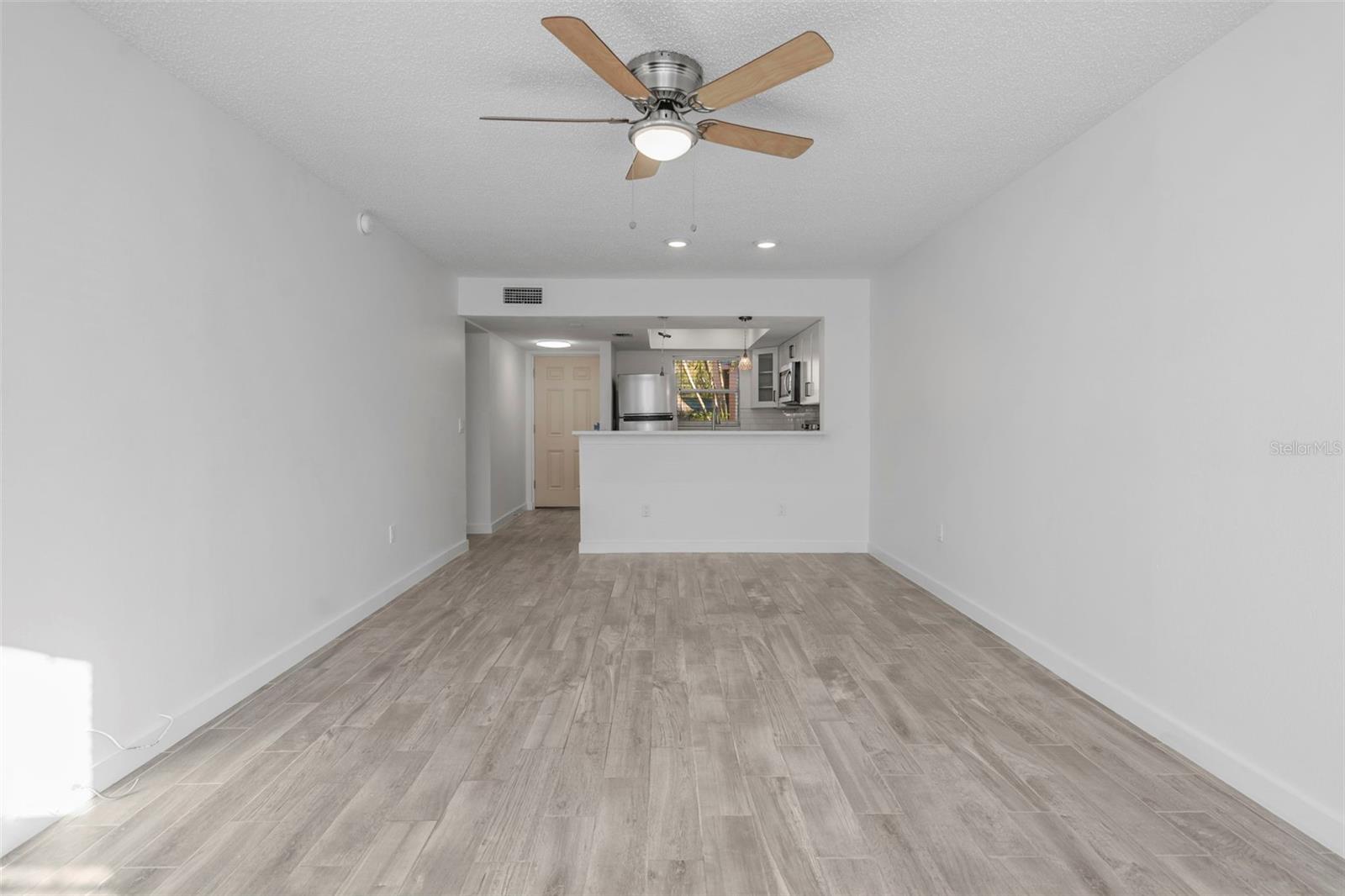 COVE SPGS CONDO - Residential